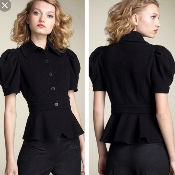 Diane Von Furstenberg Jackets & Blazers - Diane Von Furstenberg nueva short sleeve jacket